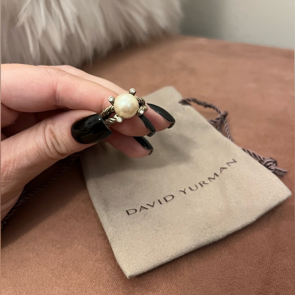 David Yurman size 7 pearl, diamond, silver ring